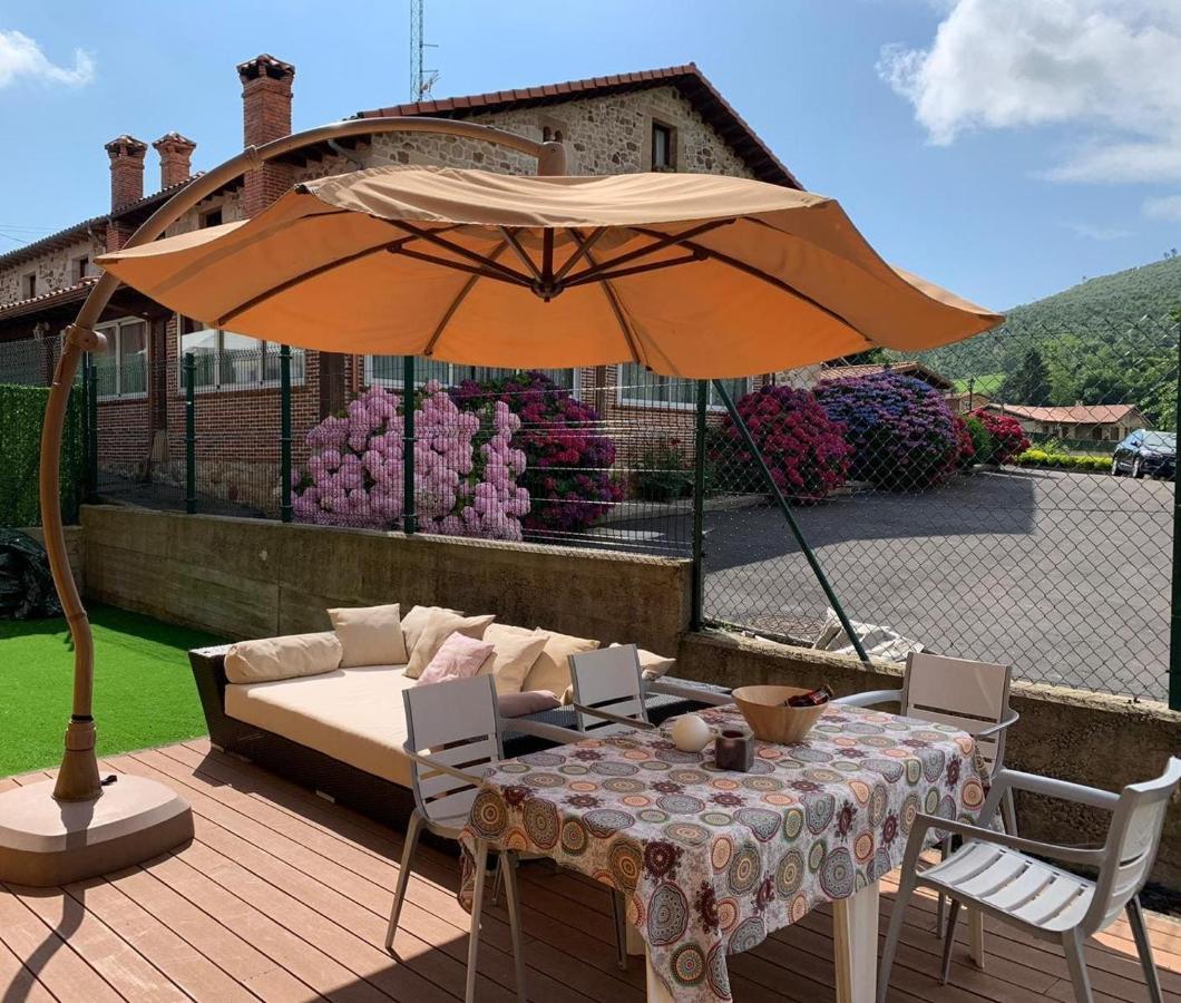 Chalet Individual En Vargas, Cantabria Exterior photo
